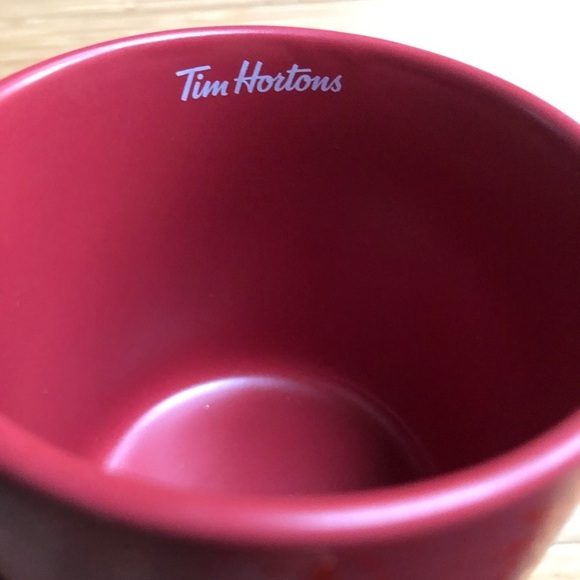 Tim Horton’s 2021 and 2022 Limited Edition Christmas Holiday Mugs - Picture 9 of 11